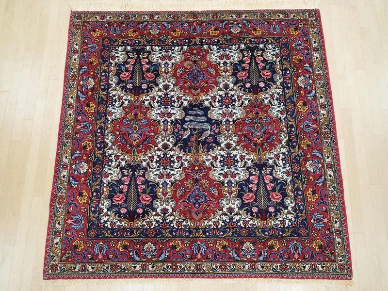 ペルシャの手作り絨毯‼️ size:58x51cm