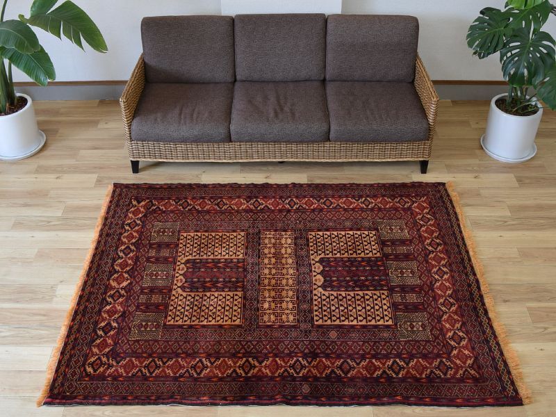 人気の ペルシャ絨毯 バルーチ 手織ハンドメイド トライバルラグ 