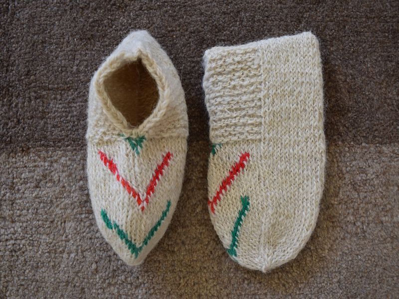 画像1: 新品 イラン製 ウール ショート くるぶし丈 23-24 cm 手編み靴下 ニットルームソックス Long Knit Room Socks n-ws2324-124h2a3 (1)